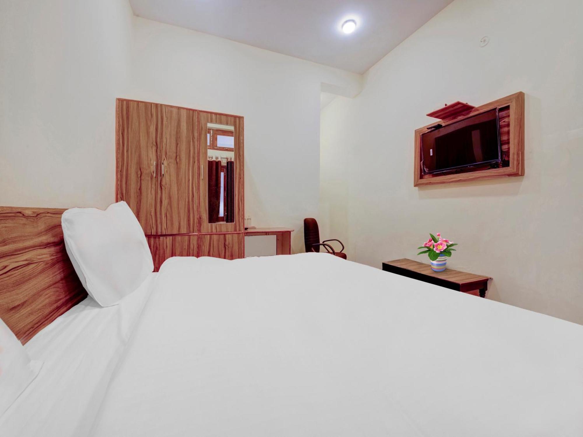 Hotel Kailasha Uttarkāshi Exterior foto